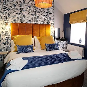 https://sea-watch-seafront-holiday-house.cardiffhotelswales.com