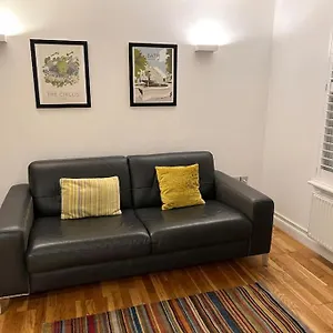 ***spotless, Bright 1 Double Bed Apartment*** Apartment